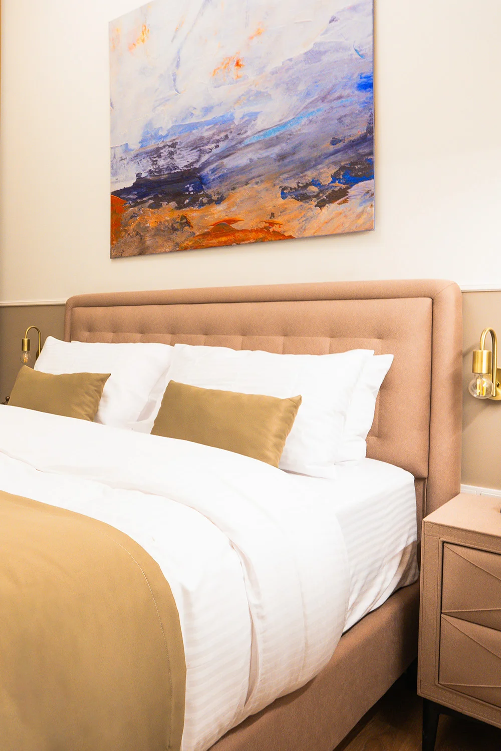 Discover the essence of comfort at OikiaClassic accommodation
