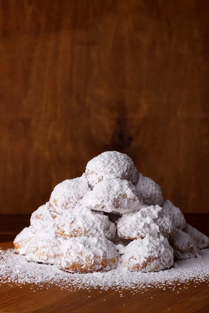 Traditional almond cookies (kourabiedes) from Kavala – a delicious treat to enjoy when you visit Kavala.