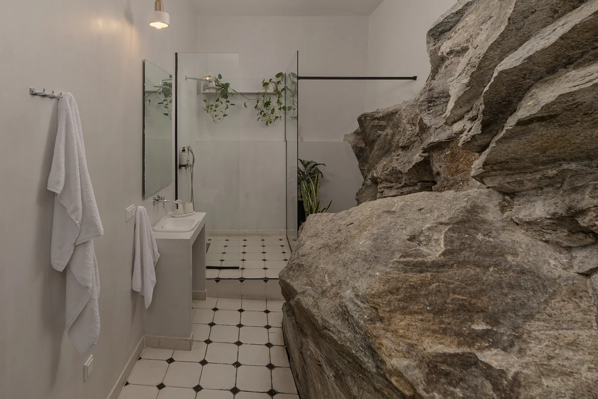 HOUSE K Find your haven amidst luxury at OikiaClassic accommodation