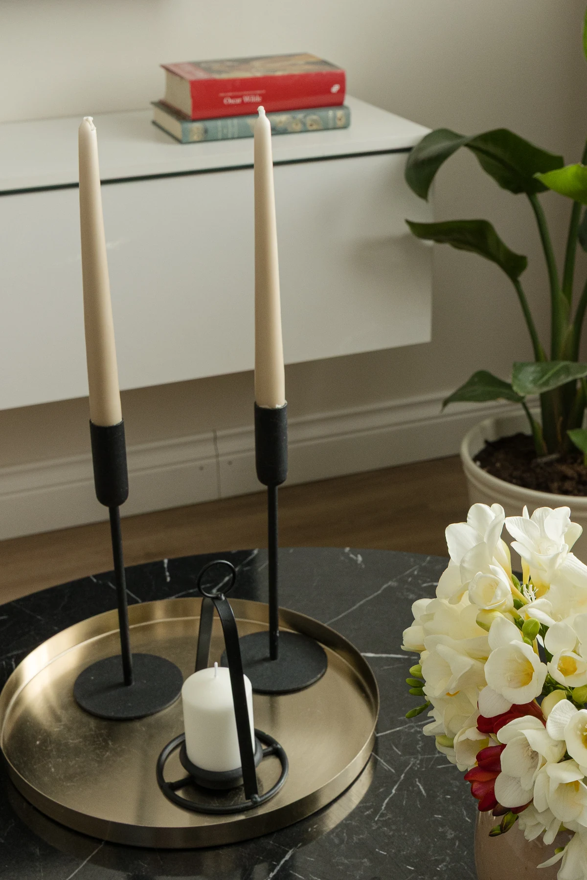 HOUSE M Indulge in the finest hospitality at OikiaClassic's stylish rooms