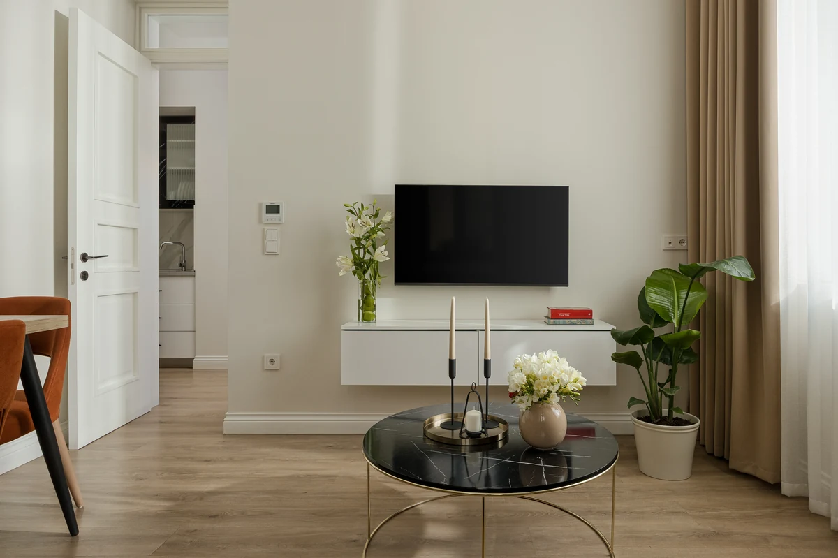 HOUSE M Discover a world of exquisite details at OikiaClassic accommodation