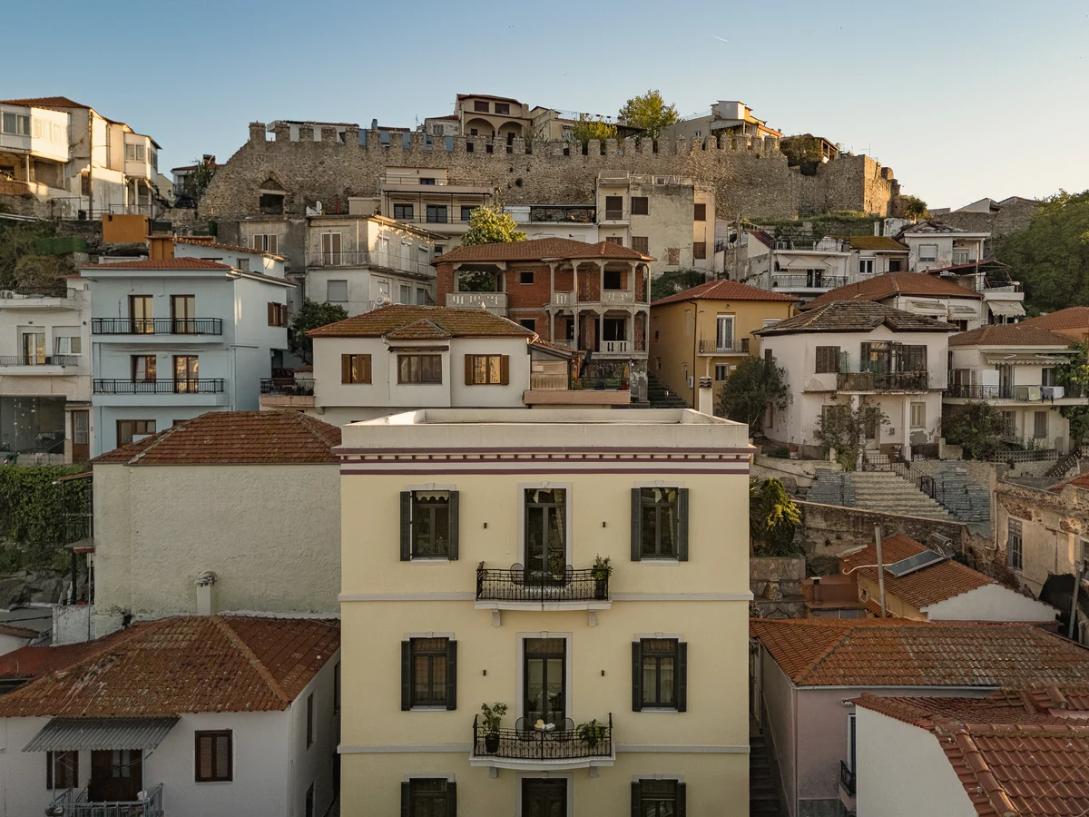 ABOUT US εξωτερική όψη oikiaclassic